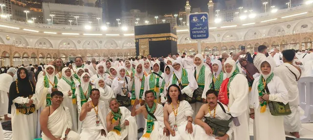 Jamaah di area Mataf, Masjidil Haram